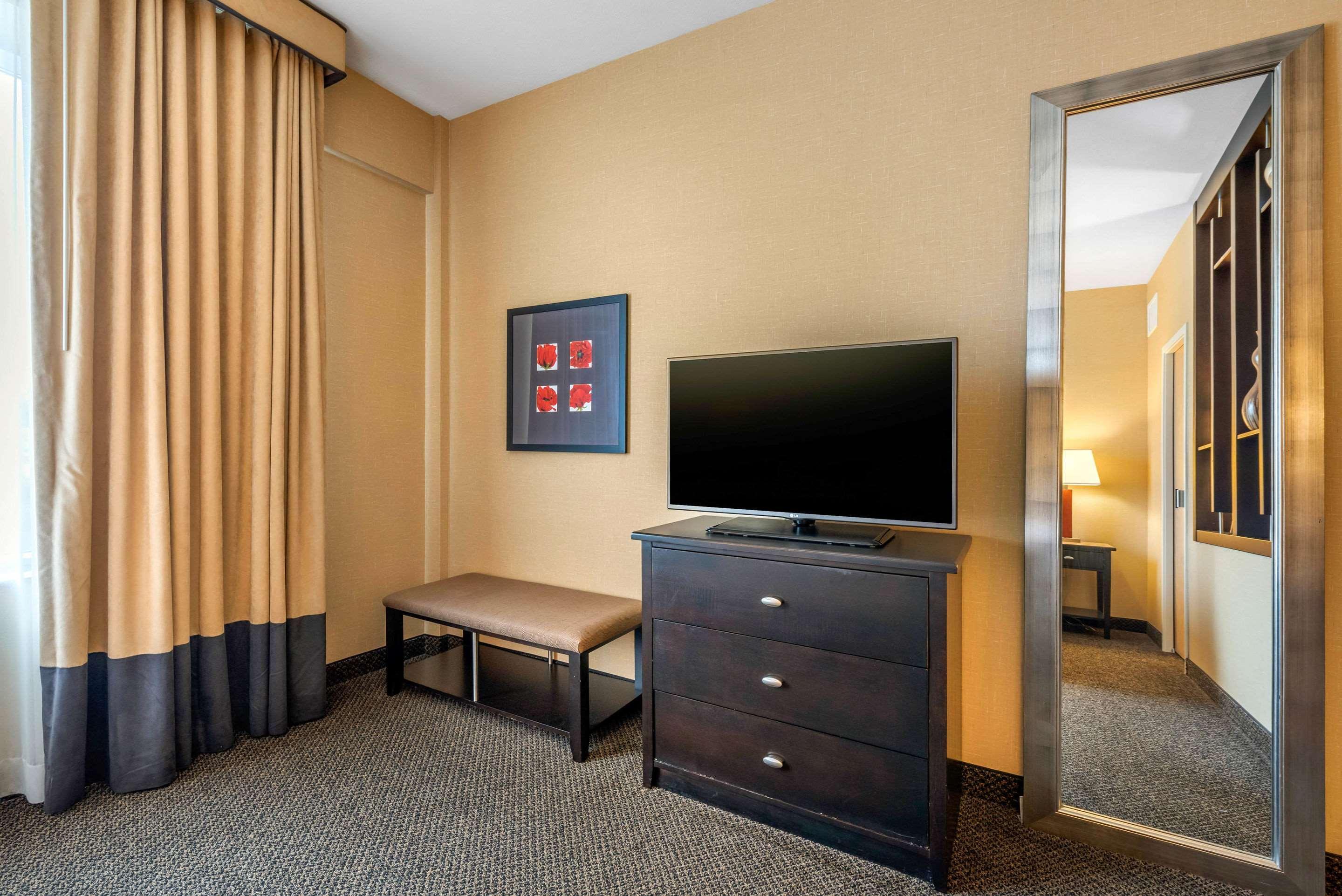 Cambria Hotel Akron - Canton Airport Uniontown Екстериор снимка
