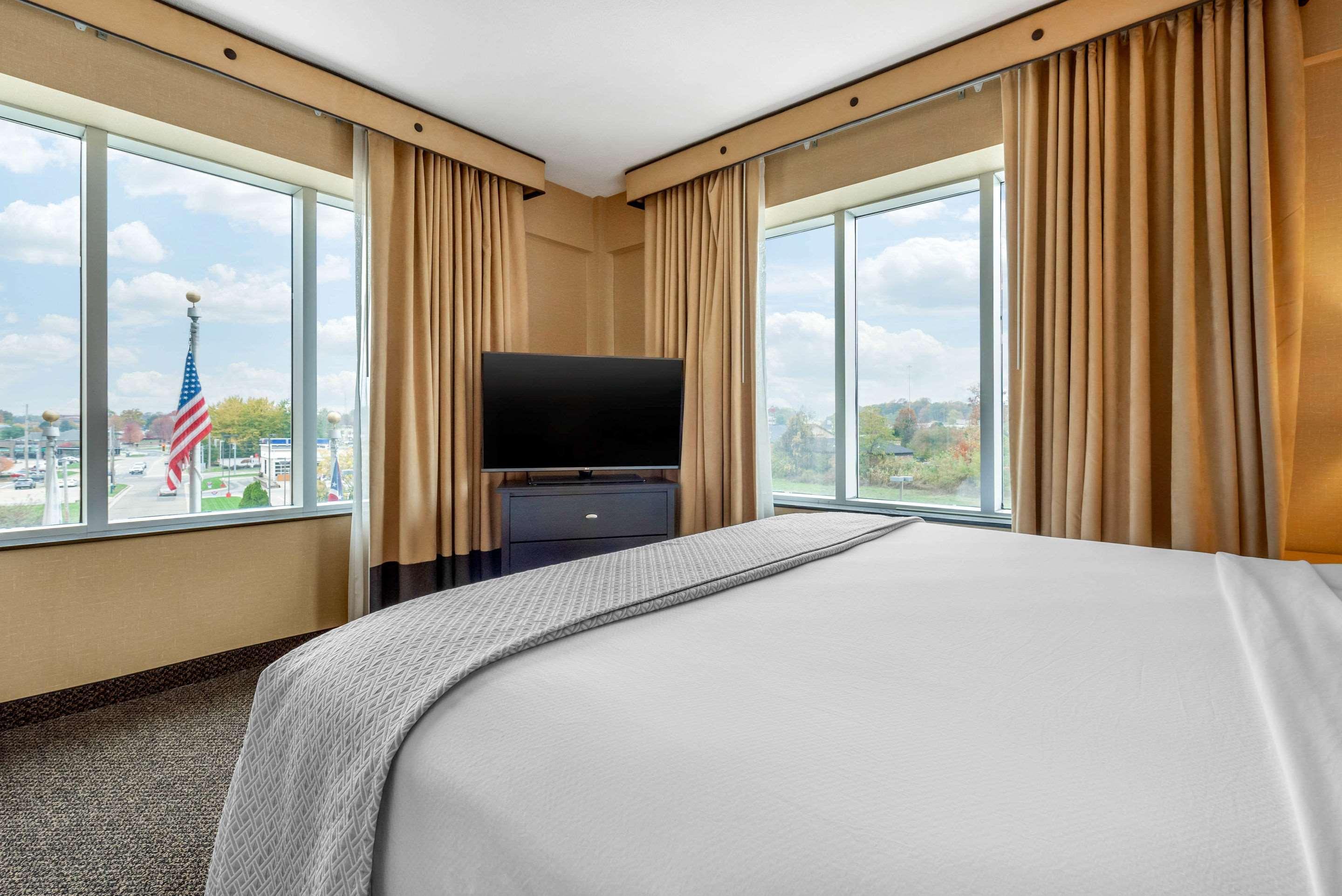 Cambria Hotel Akron - Canton Airport Uniontown Екстериор снимка