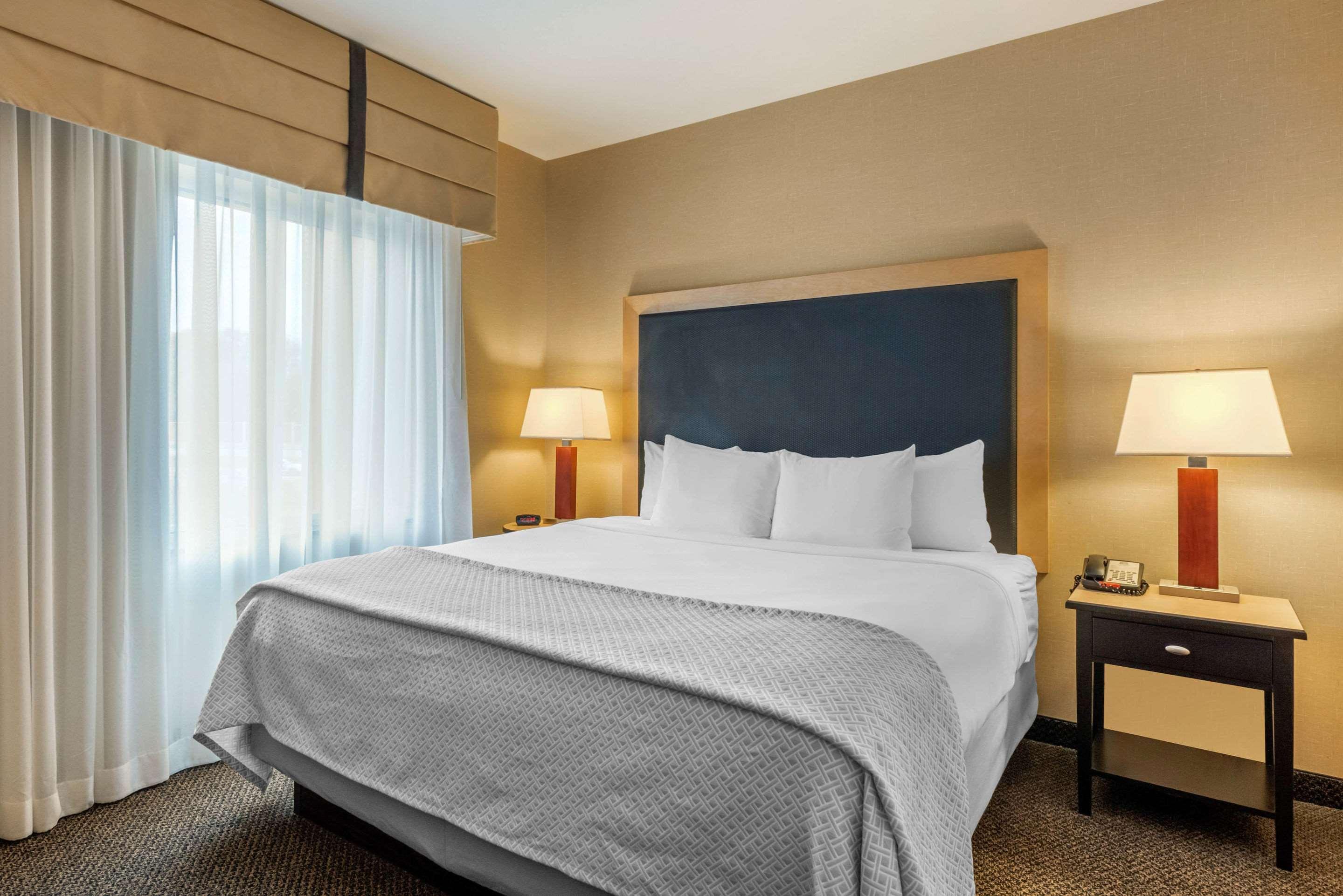 Cambria Hotel Akron - Canton Airport Uniontown Екстериор снимка