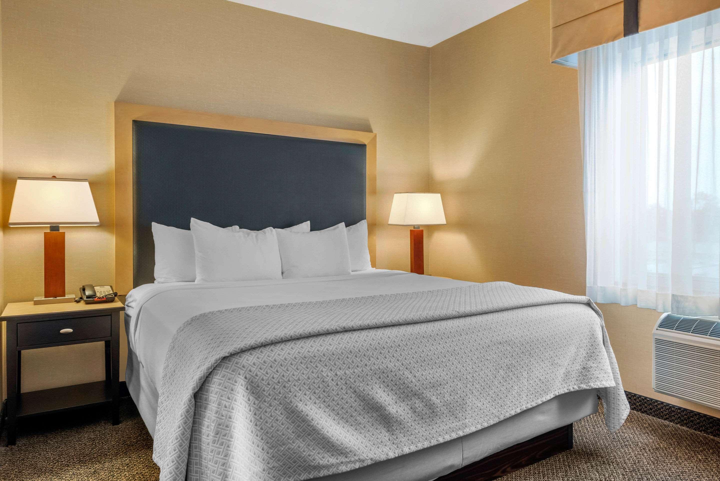 Cambria Hotel Akron - Canton Airport Uniontown Екстериор снимка