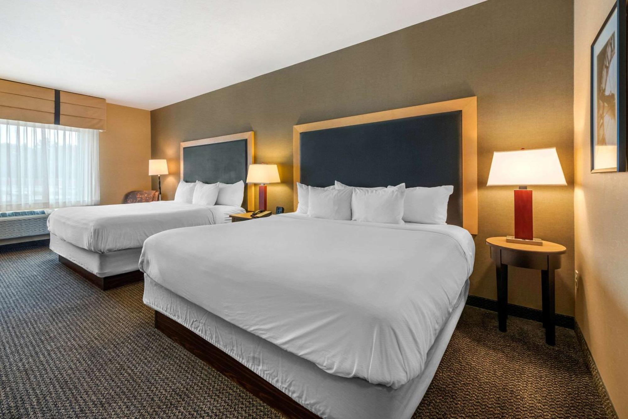 Cambria Hotel Akron - Canton Airport Uniontown Екстериор снимка