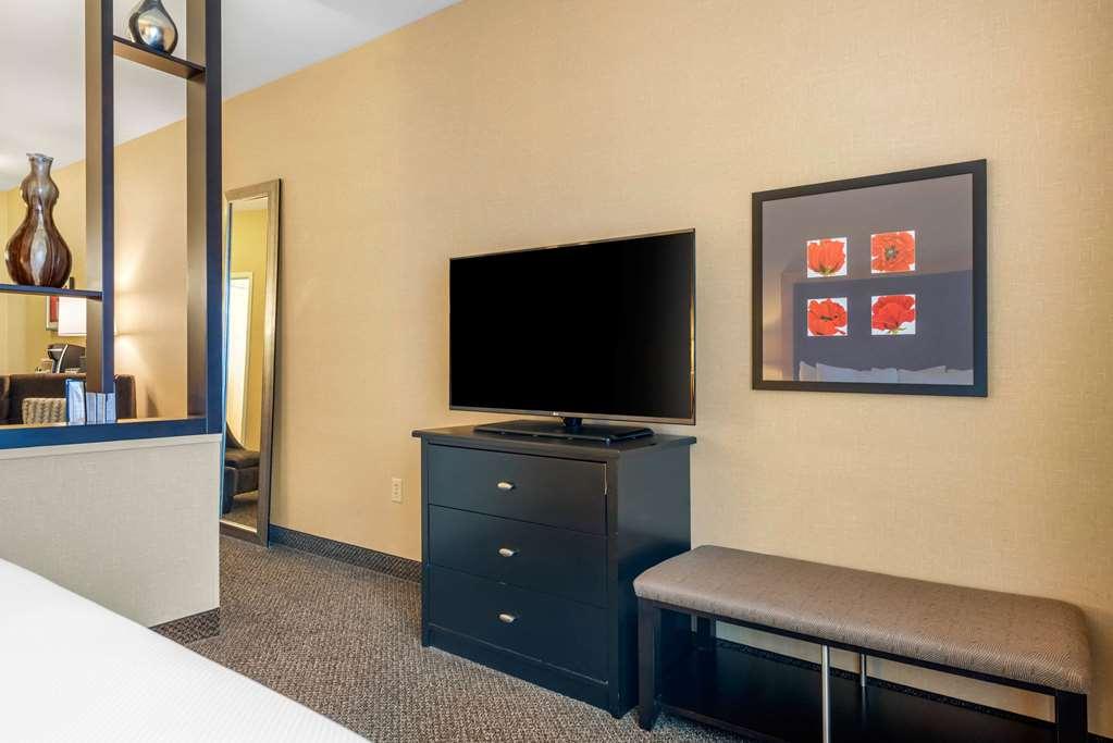 Cambria Hotel Akron - Canton Airport Uniontown Стая снимка